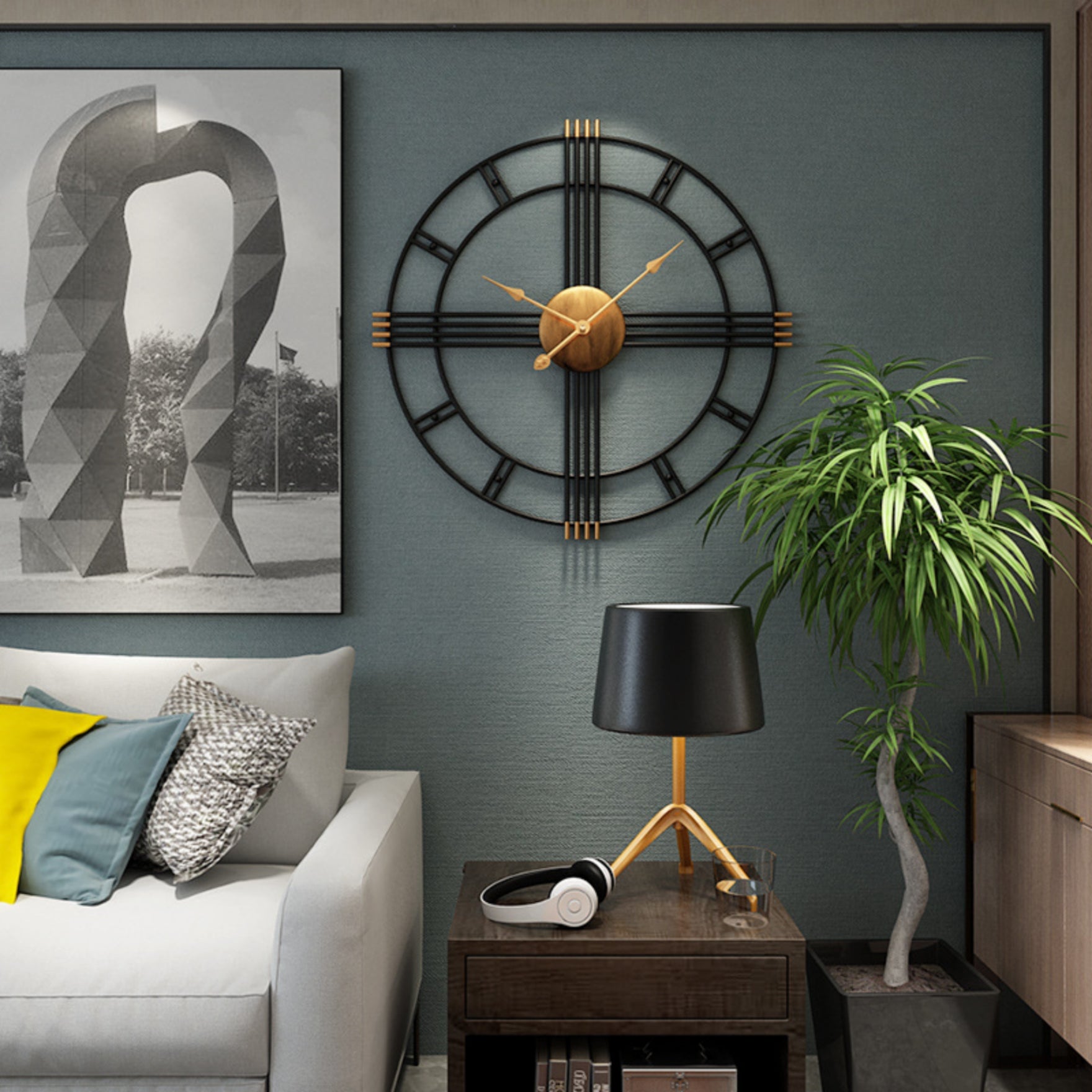 24-Inch Dia Gold & Black Wall Clock with Golden Core & Spade Hands & Roman Cross Grid