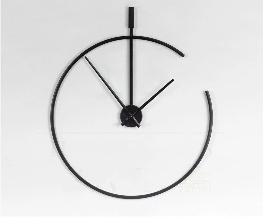 Broken Circle Wall Clock – 24-Inch Modern Minimalist Timepiece in Matte Black